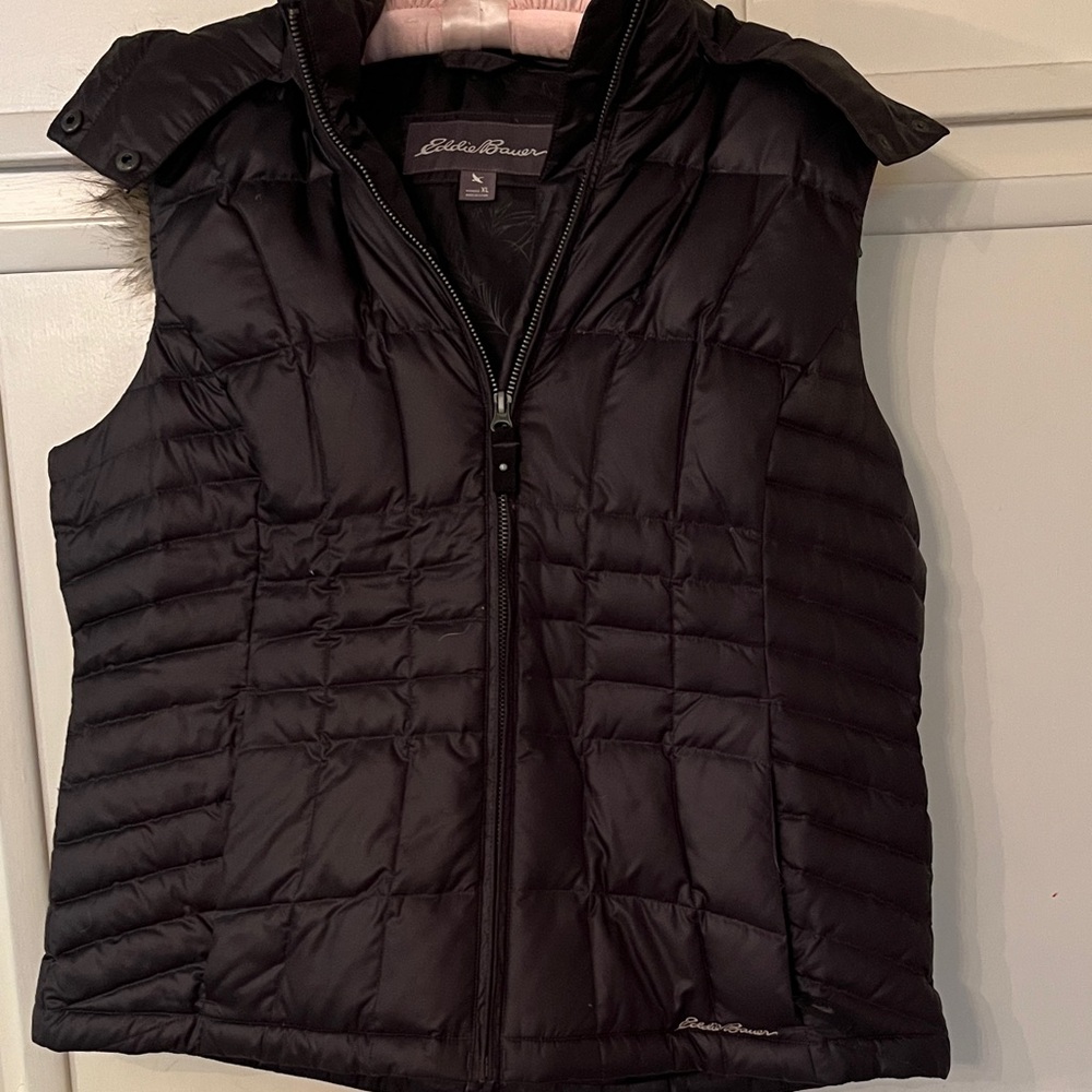 Eddie Bauer Women's Dark Puffer Vest